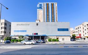 Capital O 125 Moon Plaza Hotel